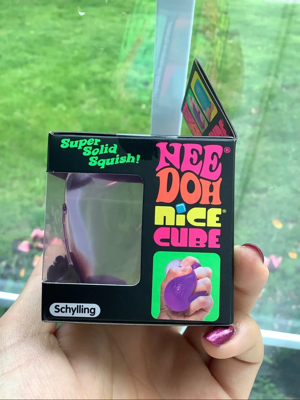 NeeDoh Nice Cube Super Solid Squish Purple - Picture 4 of 6
